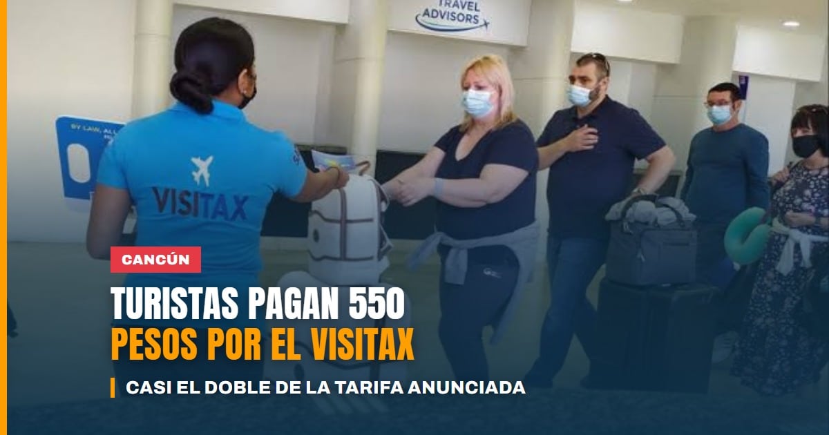 Módulo de cobro del Visitax en Cancún en el aeropuerto, donde turistas extranjeros reportan cobros excesivos